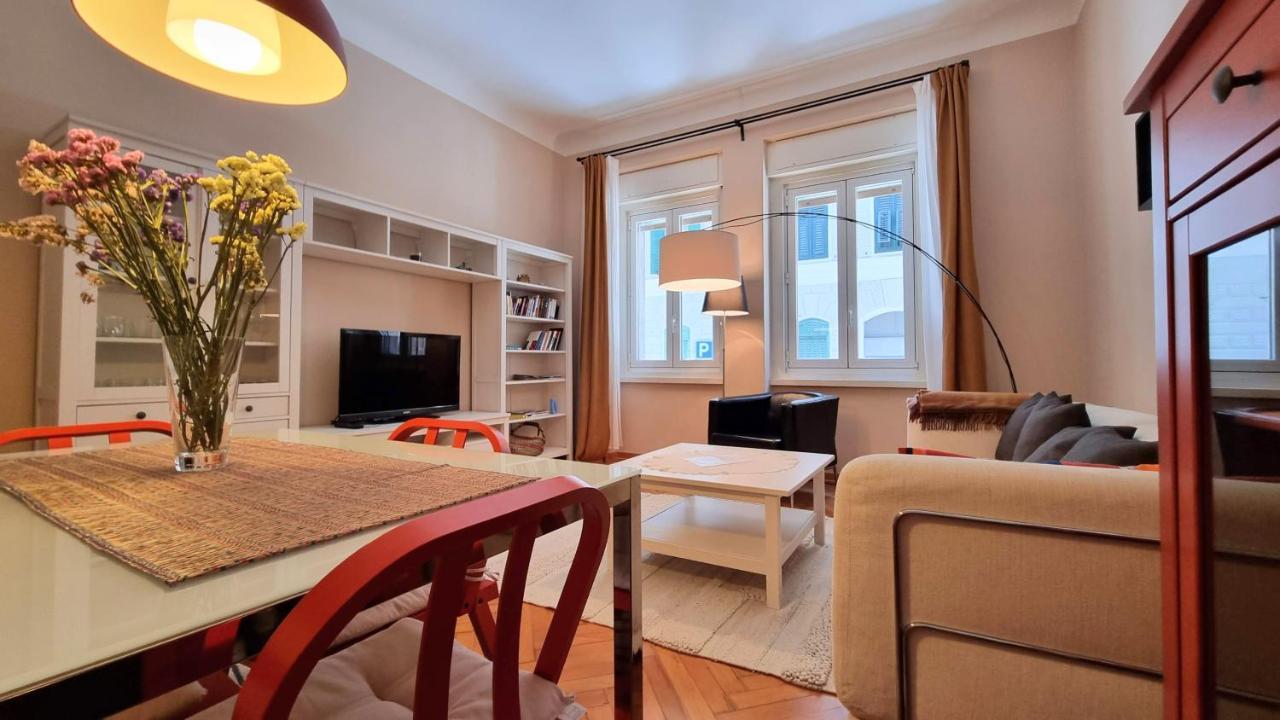 Apartmán Via Gatteri 60 Terst Exteriér fotografie