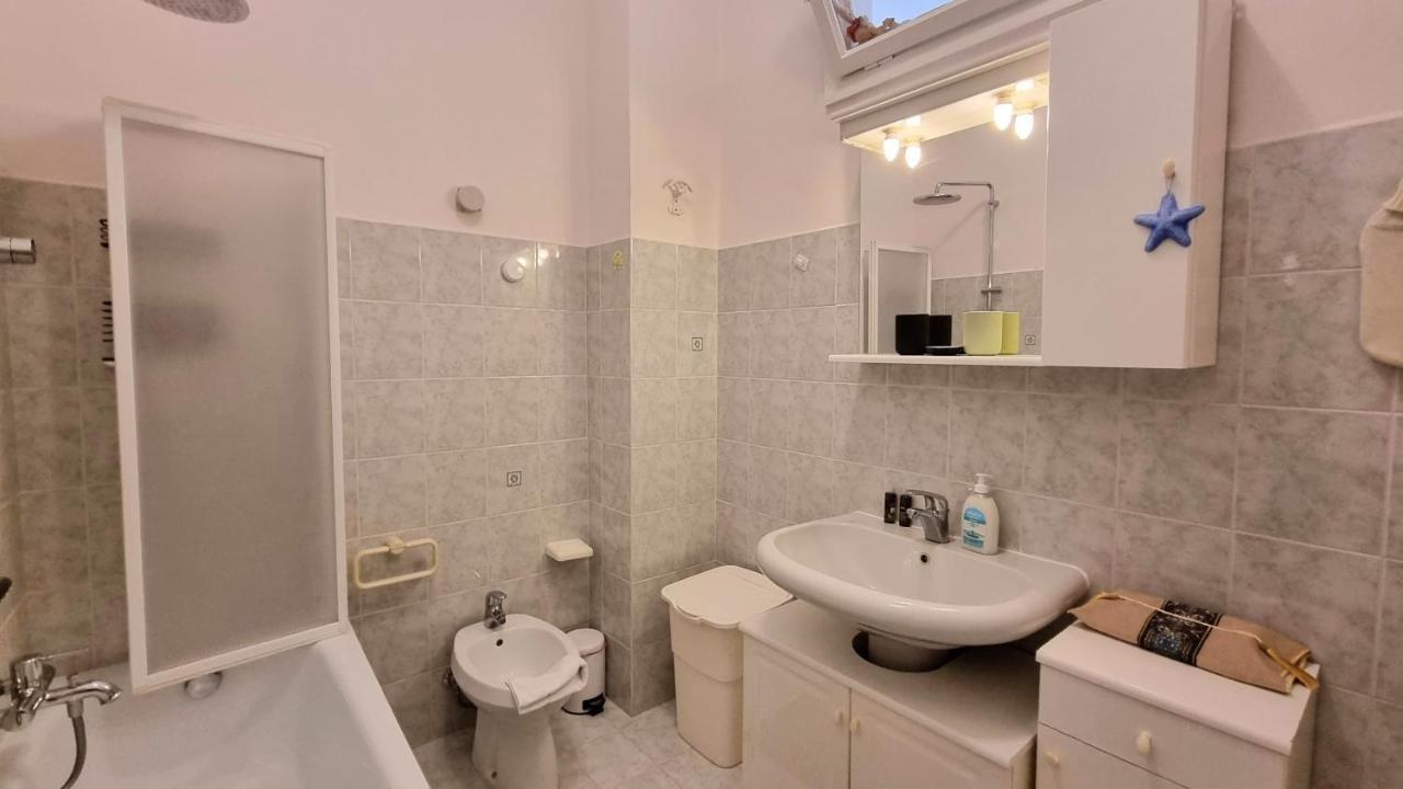 Apartmán Via Gatteri 60 Terst Exteriér fotografie